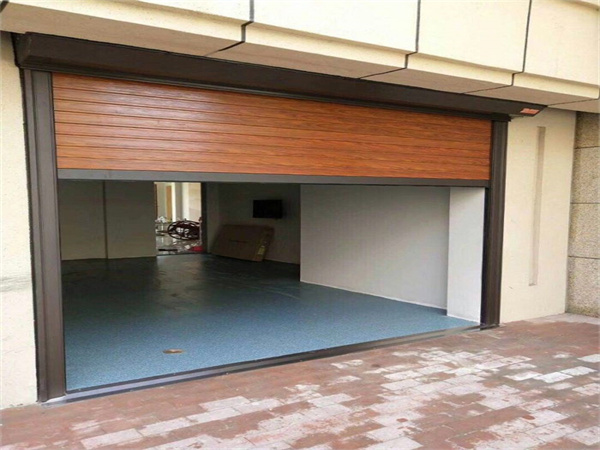 智能車庫(kù)門案例